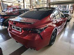 تۆیۆتا کامری